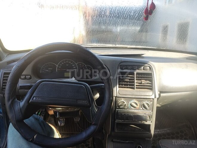 LADA (VAZ) 2110 2001, 405,000 km - 1.5 l - Qusar
