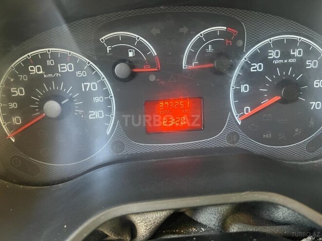 Fiat Doblo 2010, 274,000 km - 1.6 l - Bakı