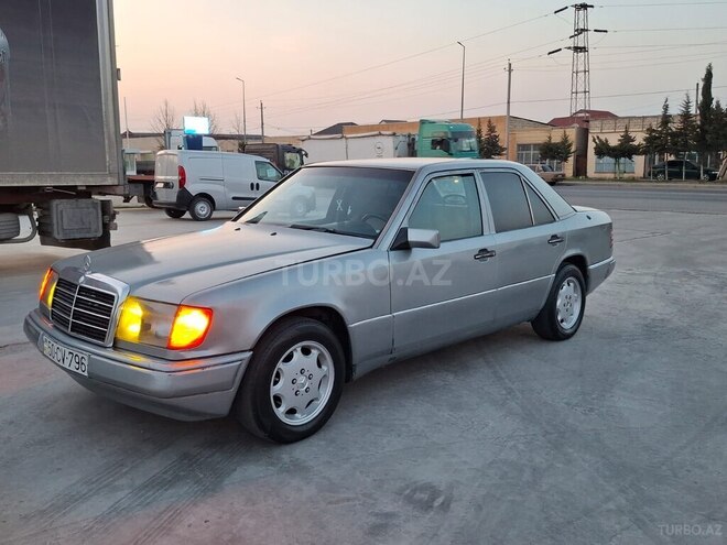 Mercedes E 250 1991, 325,000 km - 2.5 l - Sabirabad