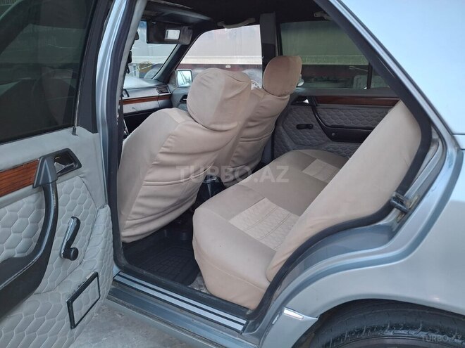 Mercedes E 250 1991, 325,000 km - 2.5 l - Sabirabad