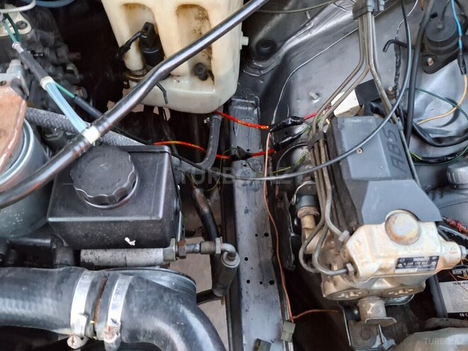 Mercedes E 250 1991, 325,000 km - 2.5 l - Sabirabad