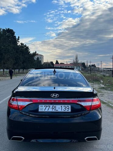 Hyundai Grandeur 2014, 147,000 km - 2.2 л - Bakı