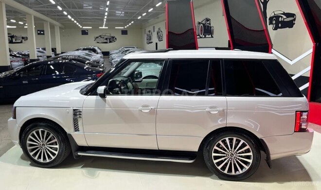 Land Rover Range Rover 2009, 219,219 km - 4.2 l - Sumqayıt