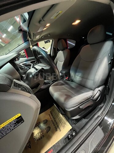Hyundai Elantra 2015, 185,260 km - 1.8 l - Sumqayıt