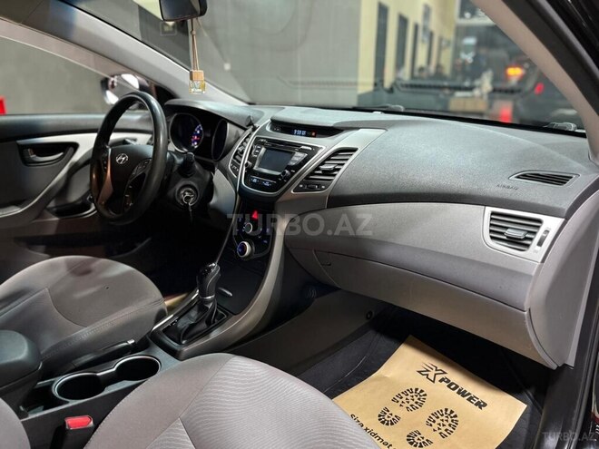 Hyundai Elantra 2015, 185,260 km - 1.8 l - Sumqayıt