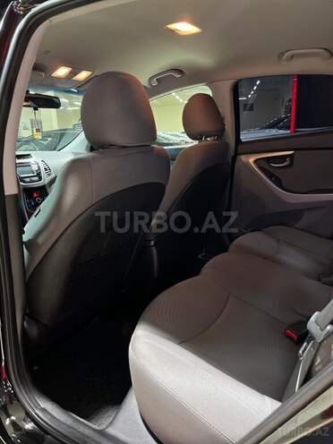 Hyundai Elantra 2015, 185,260 km - 1.8 l - Sumqayıt