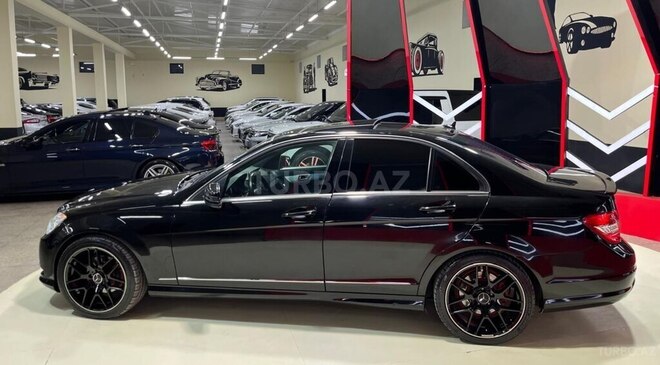 Mercedes C 300-8