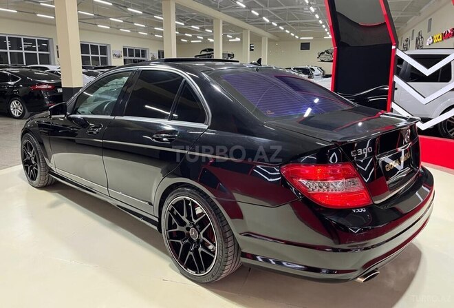 Mercedes C 300-10