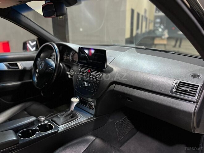 Mercedes C 300-13