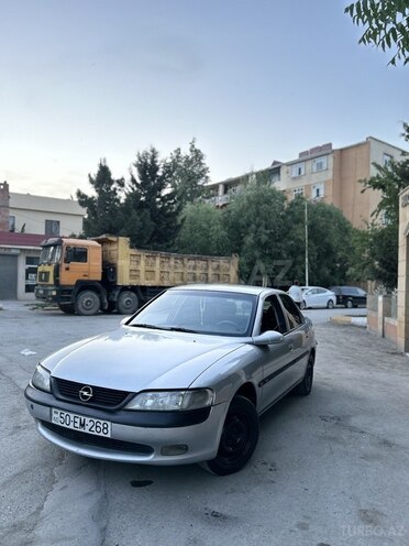 Opel Vectra 1996, 330,000 km - 1.8 l - Sumqayıt