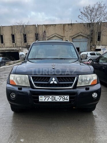 Mitsubishi Pajero 2006, 299,000 km - 3.0 л - Bakı