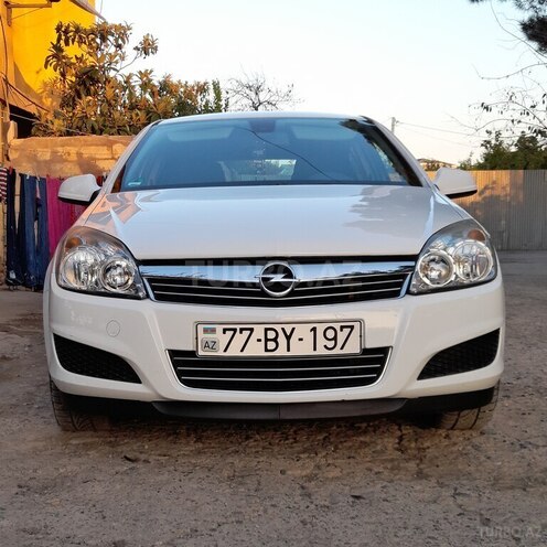 Opel Astra 2009, 240,000 km - 1.4 l - Bakı