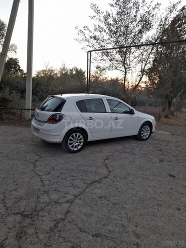 Opel Astra 2009, 240,000 km - 1.4 l - Bakı