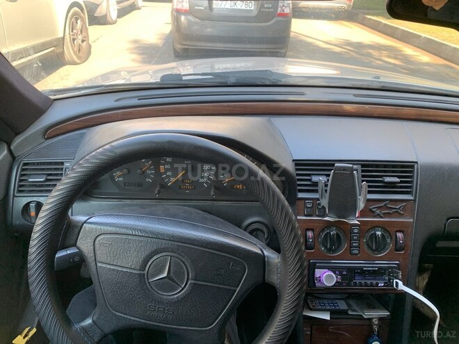 Mercedes C 280 1995, 334,200 km - 2.8 л - Bakı