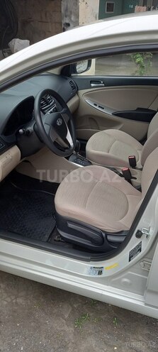 Hyundai Accent 2015, 157,716 km - 1.6 l - Bakı