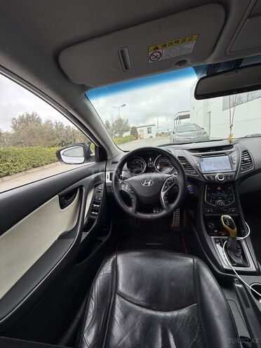 Hyundai Avante 2014, 280,000 km - 1.6 л - Bakı