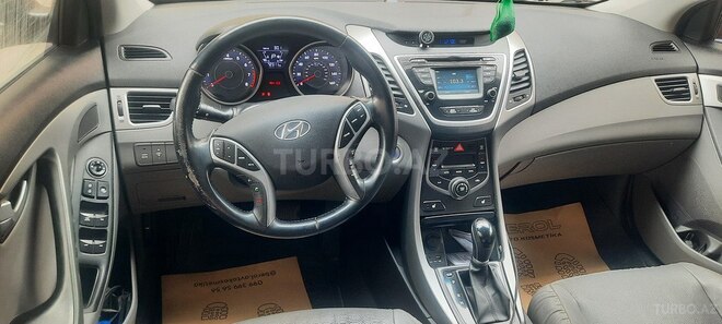 Hyundai Elantra 2015, 117,482 km - 1.8 l - Bakı
