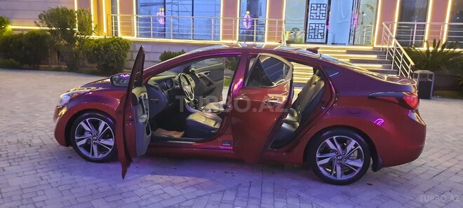 Hyundai Elantra 2015, 117,482 km - 1.8 l - Bakı