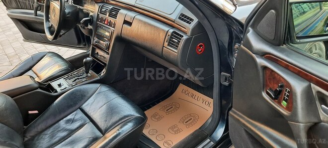 Mercedes E 230 1997, 232,000 km - 2.3 l - Bakı