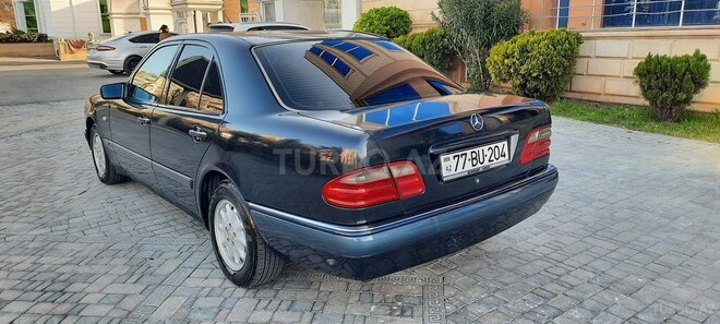 Mercedes E 230 1997, 232,000 km - 2.3 l - Bakı