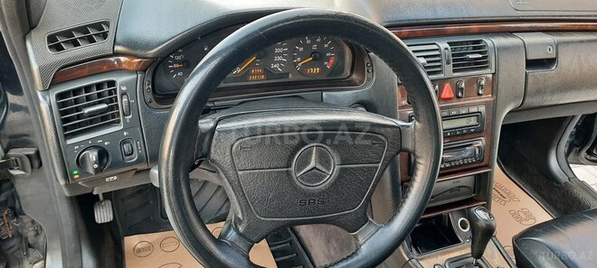 Mercedes E 230 1997, 232,000 km - 2.3 l - Bakı
