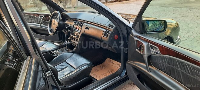 Mercedes E 230 1997, 232,000 km - 2.3 l - Bakı