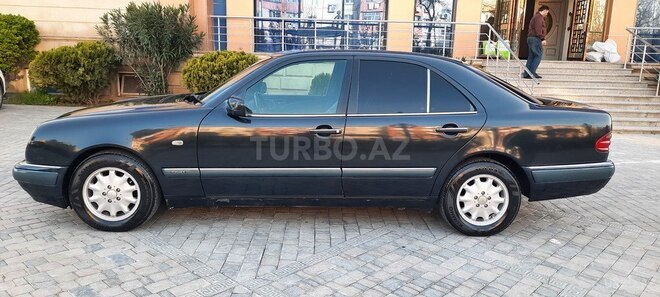 Mercedes E 230 1997, 232,000 km - 2.3 l - Bakı
