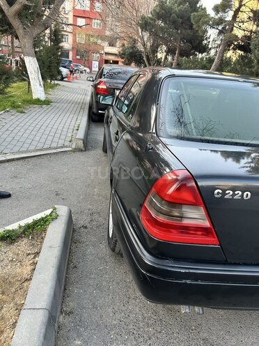 Mercedes C 220 1995, 220,002 km - 2.2 l - Bakı