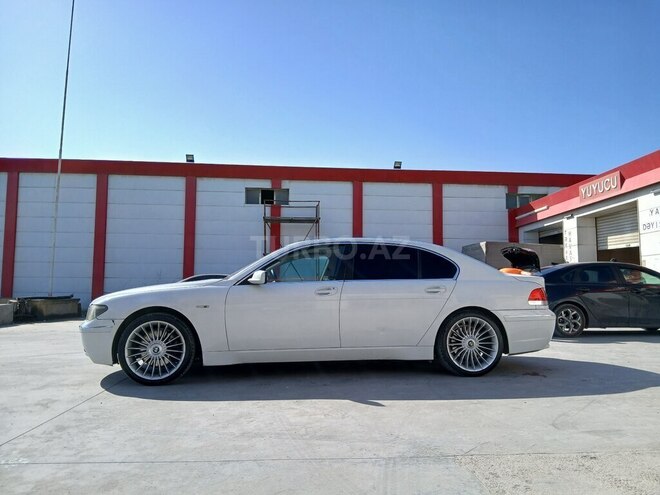 BMW 745 2003, 300,000 km - 4.4 l - Bakı