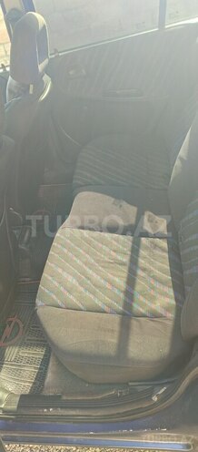 Opel Astra 1995, 300,000 km - 1.6 л - Bakı