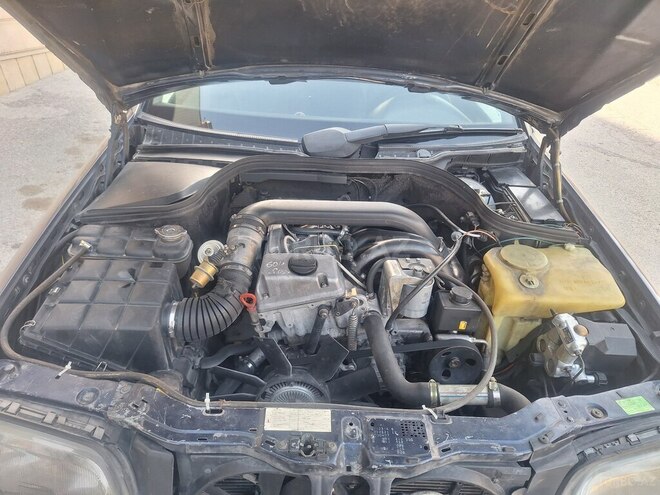 Mercedes C 220 d 1995, 100,000 km - 2.2 л - Bakı