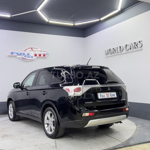 Mitsubishi Outlander 2015, 157,600 km - 2.4 л - Sumqayıt