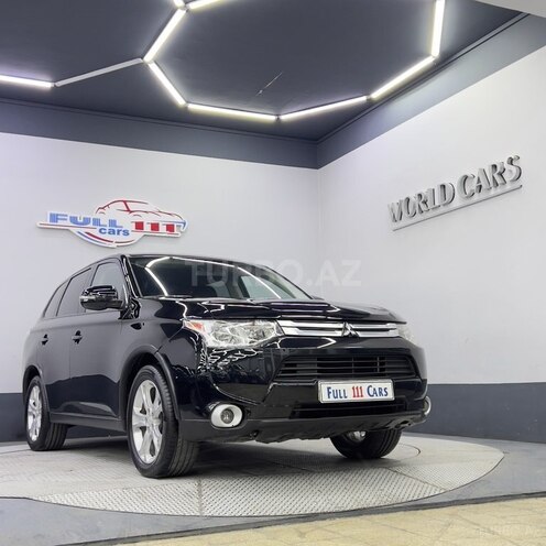 Mitsubishi Outlander 2015, 157,600 km - 2.4 л - Sumqayıt