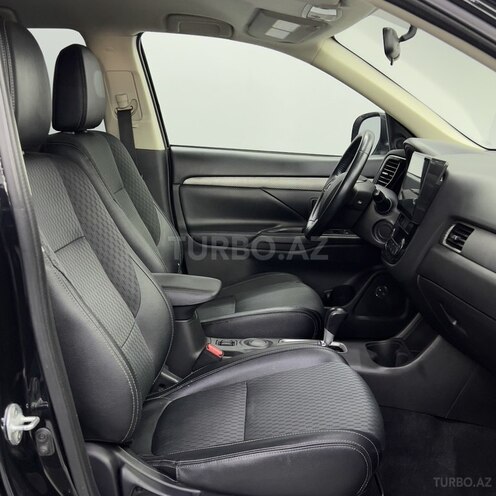 Mitsubishi Outlander 2015, 157,600 km - 2.4 л - Sumqayıt