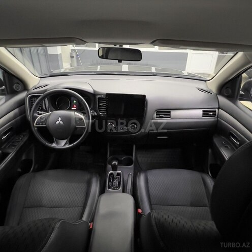 Mitsubishi Outlander 2015, 157,600 km - 2.4 л - Sumqayıt