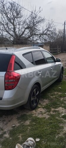 Kia Ceed 2009, 202,000 km - 1.6 л - Neftçala