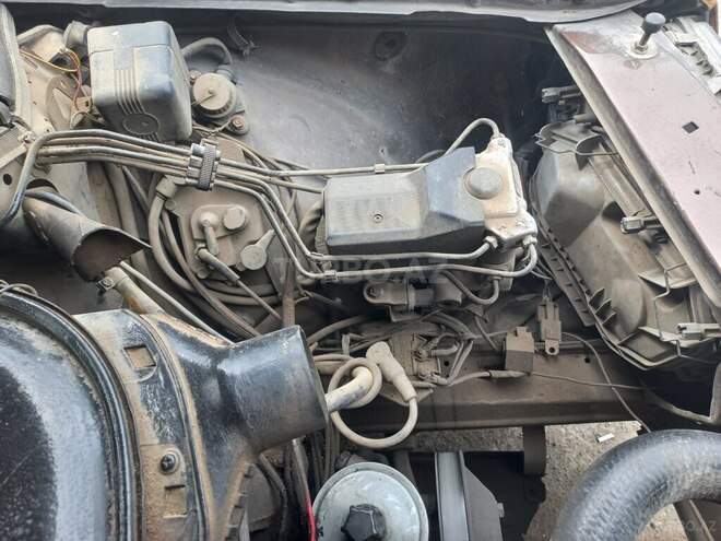 Mercedes E 230 1988, 560,000 km - 2.3 l - İmişli