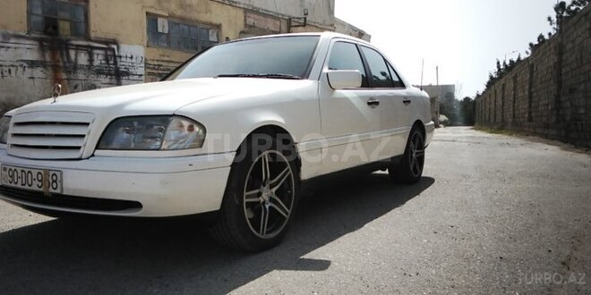 Mercedes C 180 1994, 325,000 km - 1.8 l - Bakı