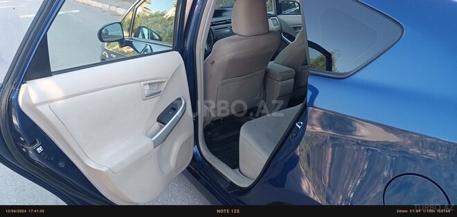 Toyota Prius 2011, 246,000 km - 1.5 l - Bakı