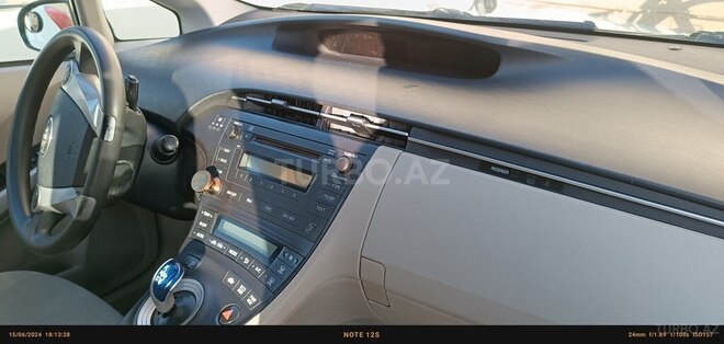 Toyota Prius 2011, 246,000 km - 1.5 l - Bakı