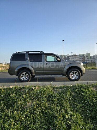 Nissan Pathfinder 2005, 439,000 km - 2.5 l - Bakı