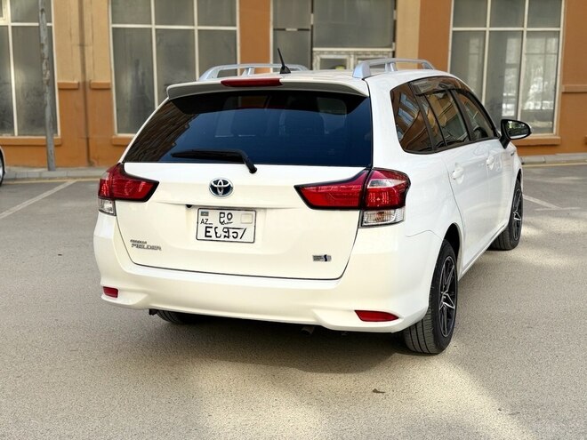 Toyota Corolla Fielder 2018, 92,000 km - 1.5 l - Bakı