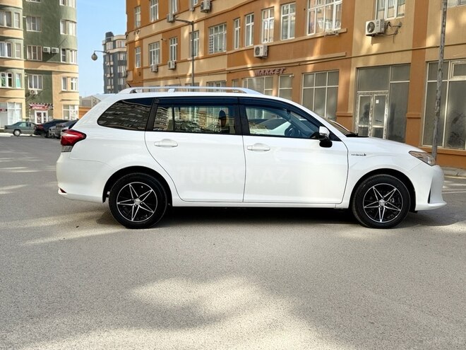 Toyota Corolla Fielder 2018, 92,000 km - 1.5 l - Bakı