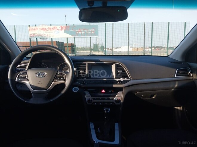 Hyundai Elantra 2017, 115,000 km - 2.0 l - Bakı