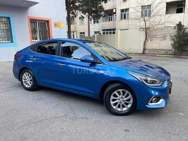 Hyundai Accent 2018, 64,000 km - 1.6 л - Bakı