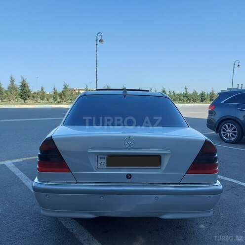 Mercedes C 240 1999, 212,000 km - 2.4 л - Sumqayıt