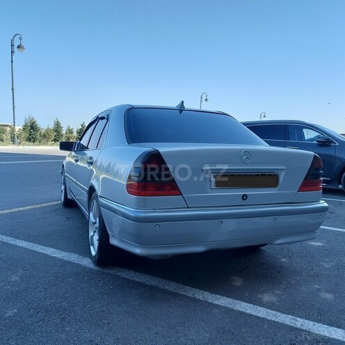 Mercedes C 240 1999, 212,000 km - 2.4 л - Sumqayıt