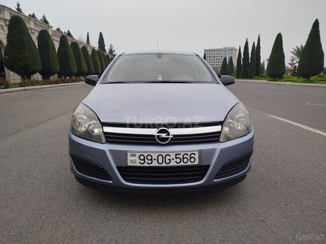 Opel Astra 2006, 300,000 km - 1.4 l - Gəncə