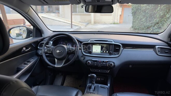 Kia Sorento-2