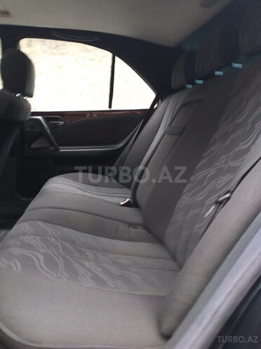 Mercedes E 240 1999, 342,523 km - 2.4 l - Masallı
